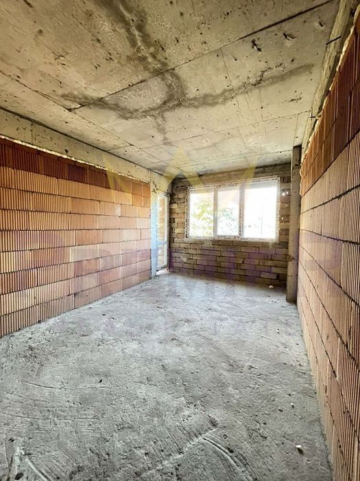 Продава се Тристаен апартамент в Варна, Аспарухово - 109 кв.м за 1459 €/кв.м - Снимка #1