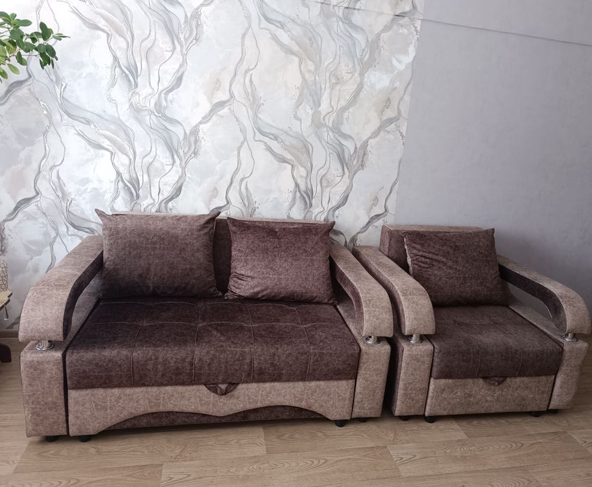 Диван + кресло Срочная продажа