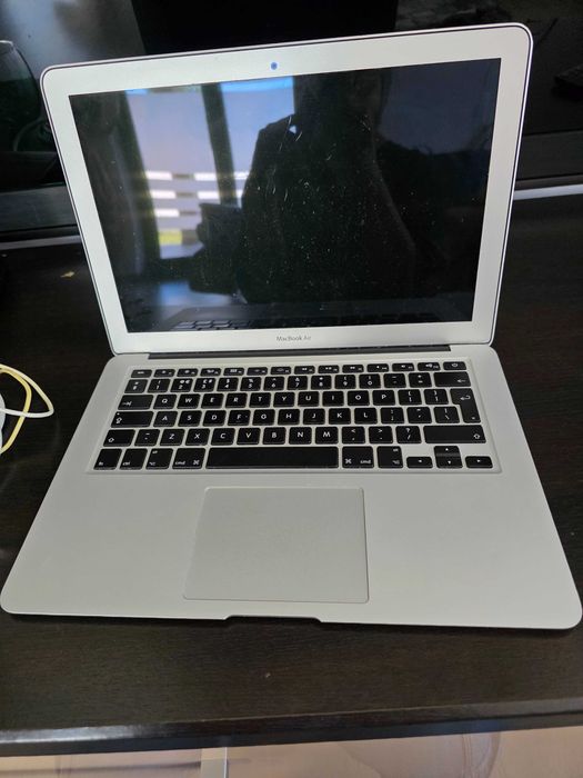 Apple MacBook Air 13 Model :A1466 EMC : 2925