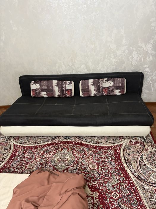 Диван бу жағдайы жақсы.