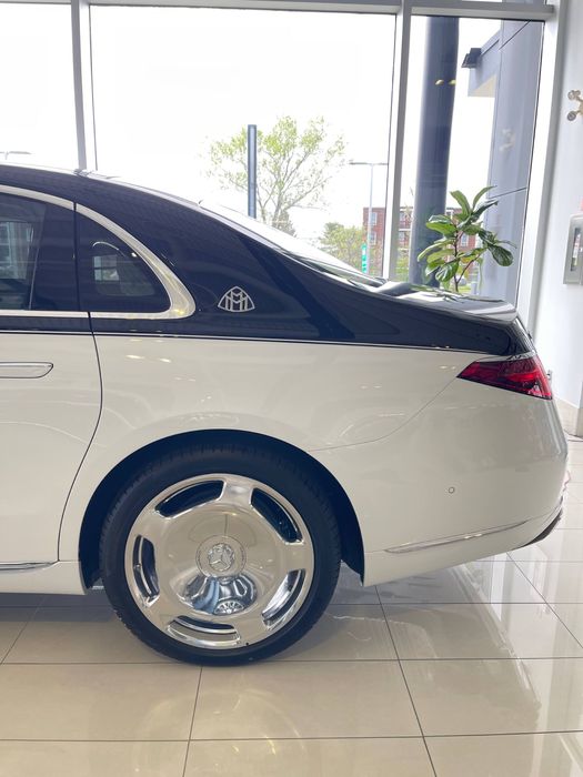 Mercedes Benz S680 Maybach Exclusive Model