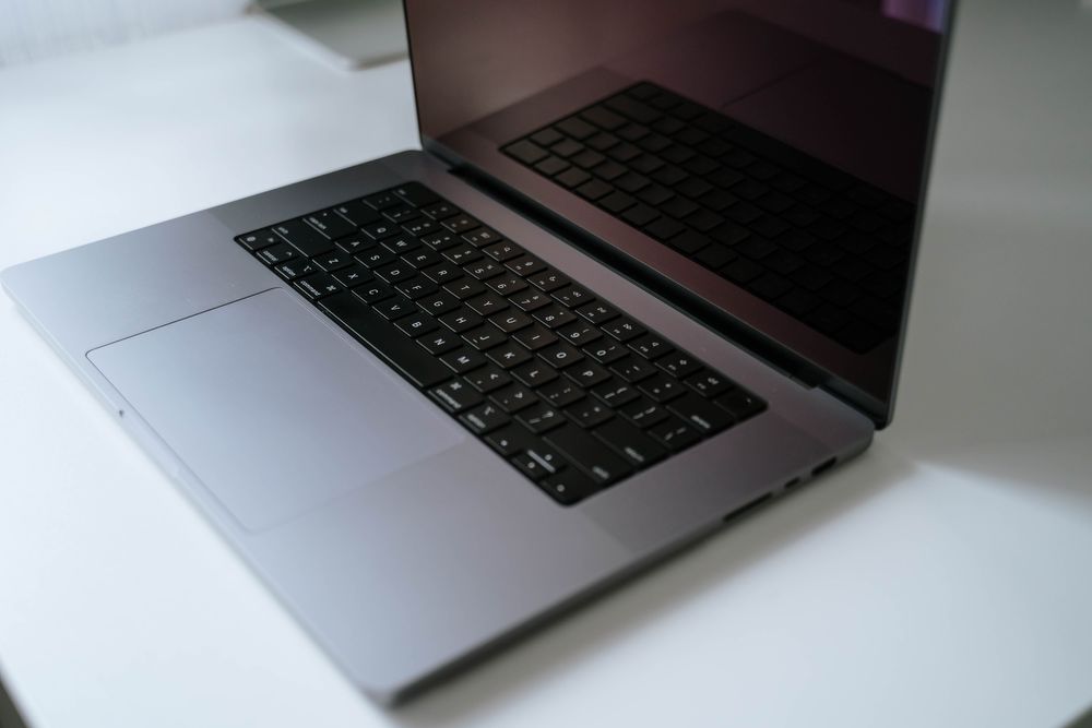 MacBook Pro M1 16" 16GB 1 TB