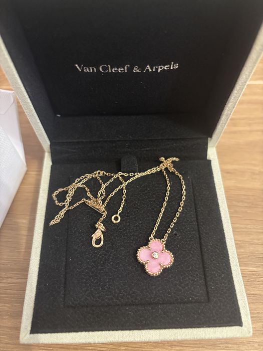 КолиеVan Cleef & Arpels Alhambra
