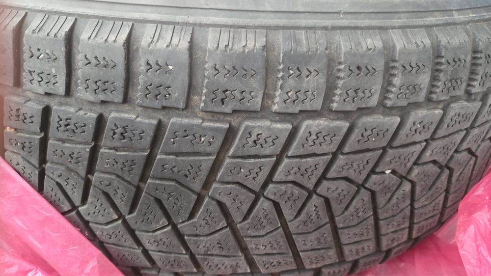 Продам резину б/у