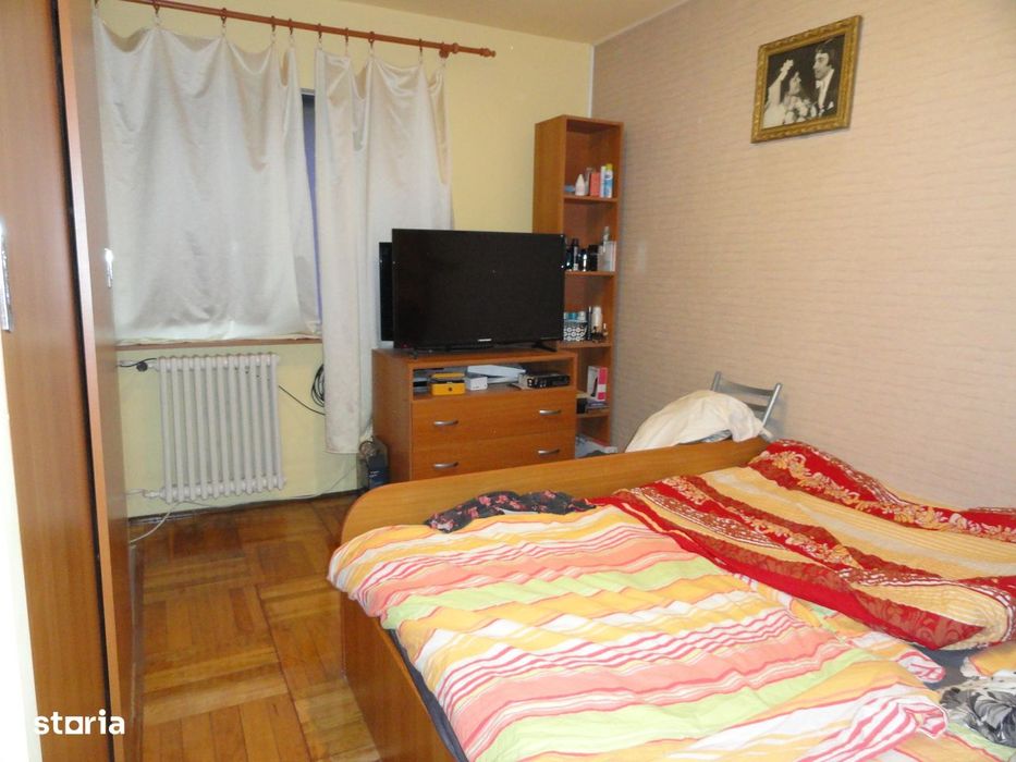 Apartament 3 camere conf. 1, 2 balcoane, et. 3, Vlaicu - Lebada, 73 mp