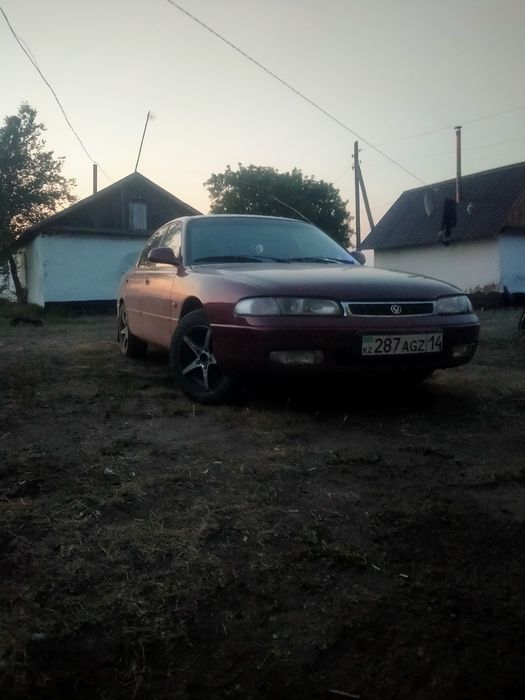 Срочно продам Мазда Кронос