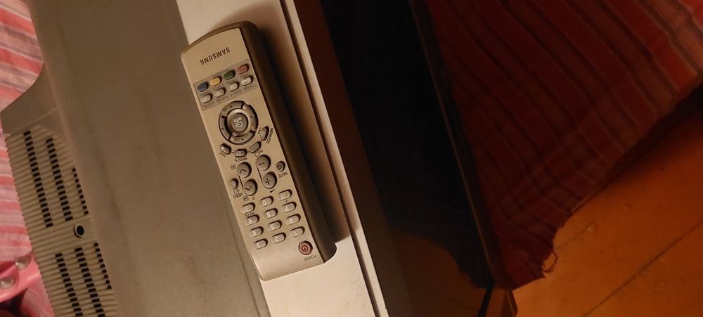 Продам телевизоры Daewoo, Samsung, рабочие