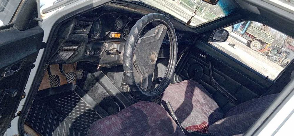 Продаю ГАЗ 31029 .