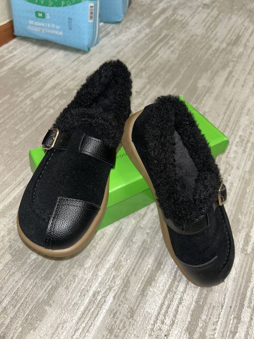 Продам женскую обувь