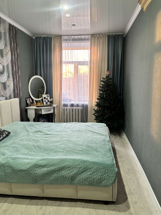 Продам двухкомнатную квартиру в старом городе