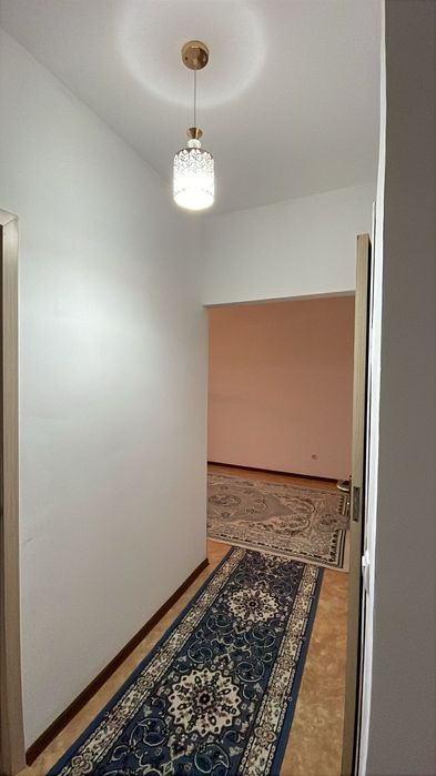 По часам Жана Кала, рядом с акиматом