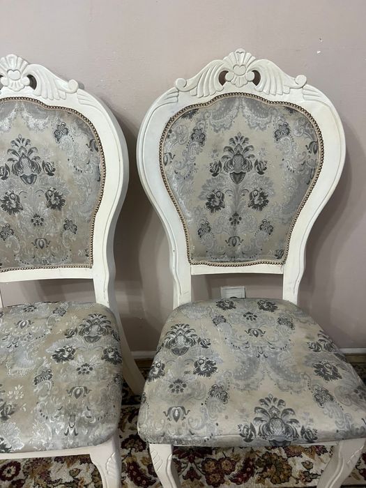 Стулья разные от 3000 тг