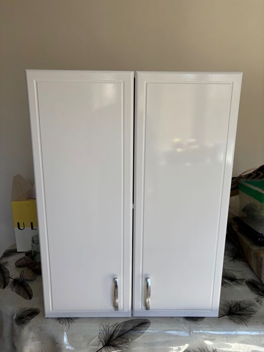 Шкаф навесной для ванной