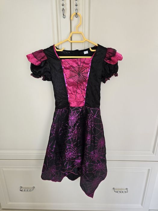 Детски костюми за поводи