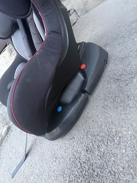 Авто кресло для машины