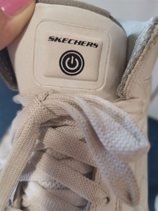 Обувки и маратонки 32, 33 номер