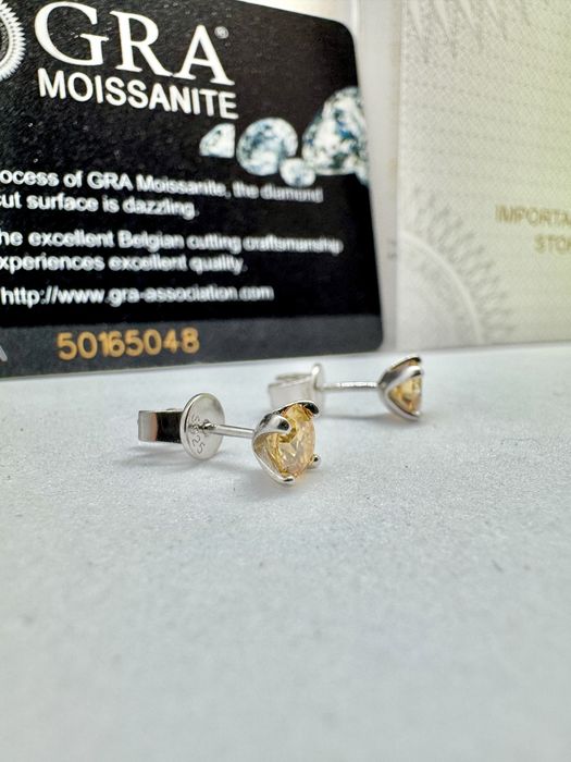 Сребърни обеци с мойсанит (Диамант) 1 карат