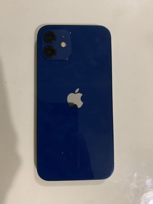 Iphone 12 ，70 емкость