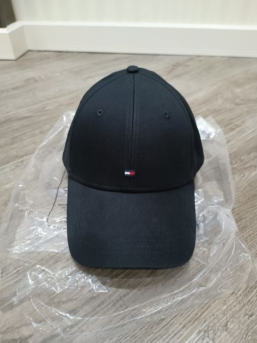 Кепки Tommy Hilfiger