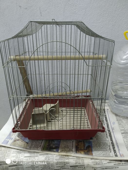 Продам клетку для попугаев и канареек
