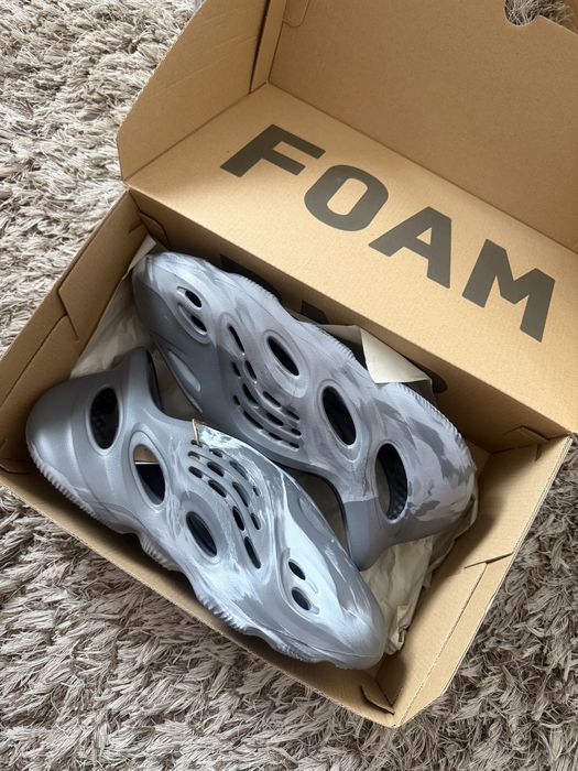 Yeezy Slide 44 1/2