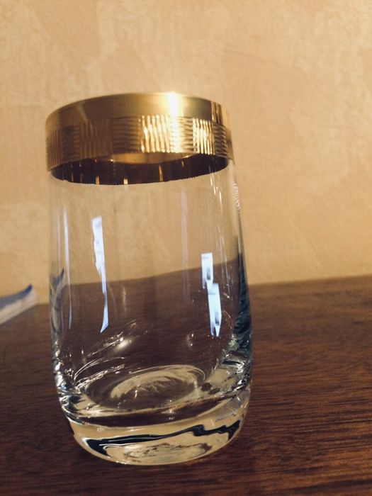 Посуда для вина и прочий хрусталь