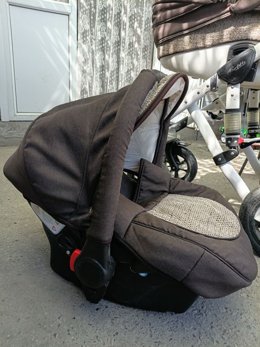 Продам детскую коляску