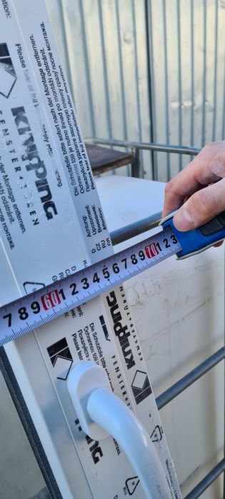 Пластиковые дверь и окно