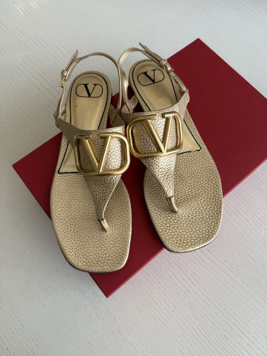 Сандали Valentino
