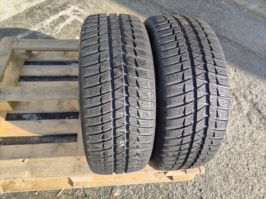 215/55/16 Фалкен ДОТ 2016 г - Чисто нови
