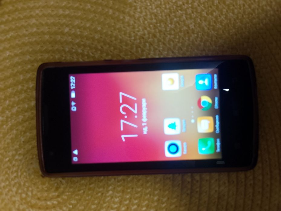 Телефон Lenovo A1000