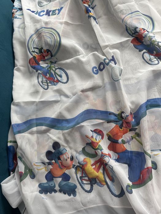 Perdea + draperii Mickey Mouse în stare foarte bună