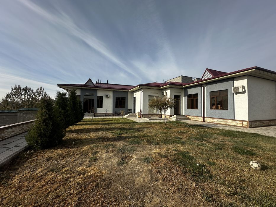 Урикзор лагер махаллада участка сотилади