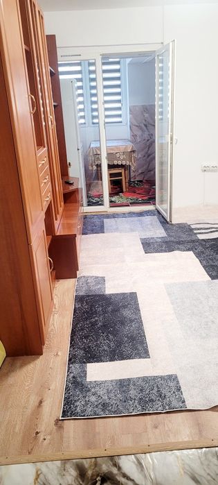 Garsoniera de închiriat