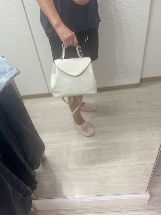 Geanta Laura Maxim Mina