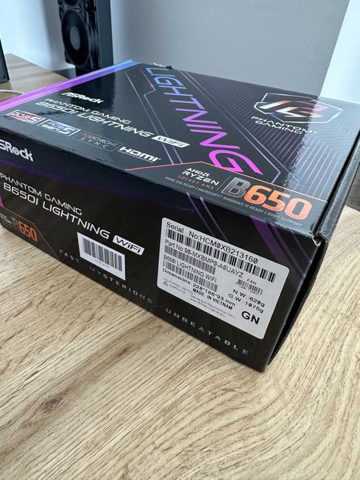 Placa de baza ASRock B650I Lightning WiFi  – Garantie 2027