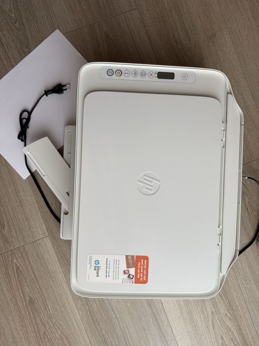 Imprimanta HP Deskjet 2710e