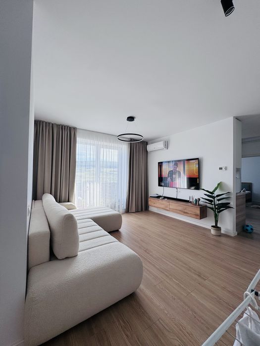 Apartament 3 camere de vânzare | 59 mp + balcon 9 mp + parcare + boxă de depozitare