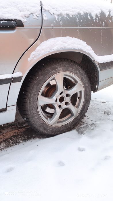 Продам диски с резиной зима