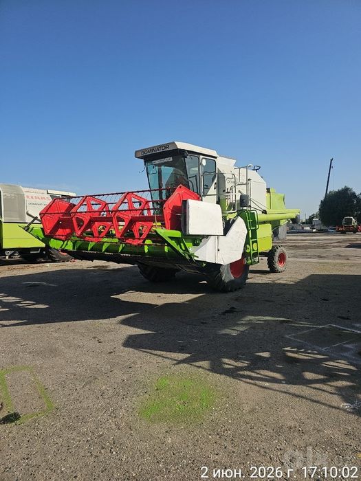 Claas kombayn sotiladi