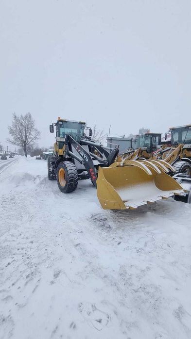 Фронтальный погрузчик INYU ZL988