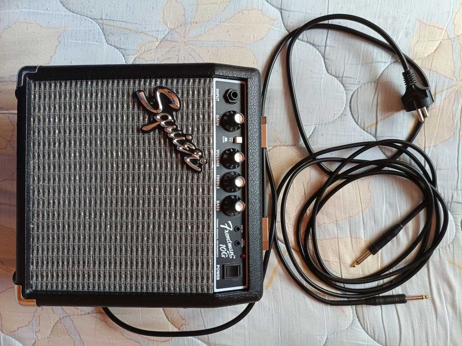 Set Chitara FENDER Squier Sonic Stratocaster Pack + Amplificator - NOU