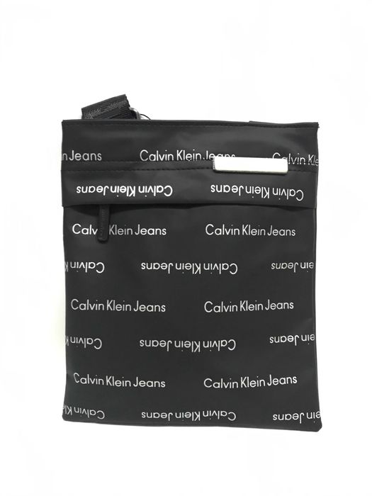 Мъжка чанта Calvin Klein 053 !