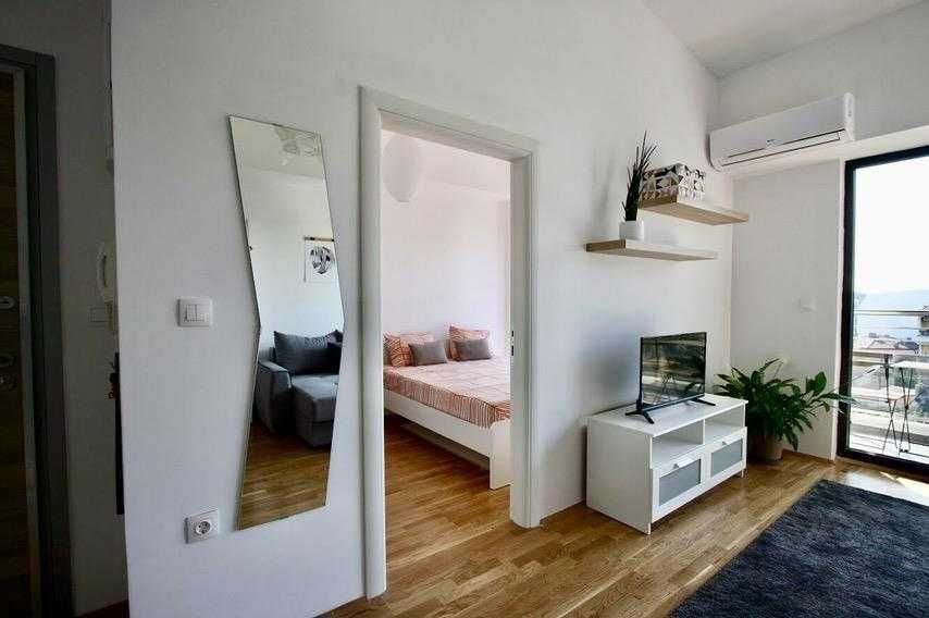 Дава се под наем Двустаен апартамент в Бургас, Зорница - 57 кв.м за 255 € - Снимка #4