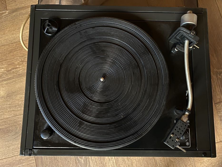 Български Hi-Fi комплект „Студио 2“ – Усилвател 2х35W и Грамофон Unitra G-602