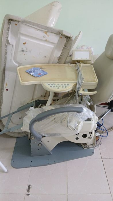 Продам б/у стоматологическое кресло