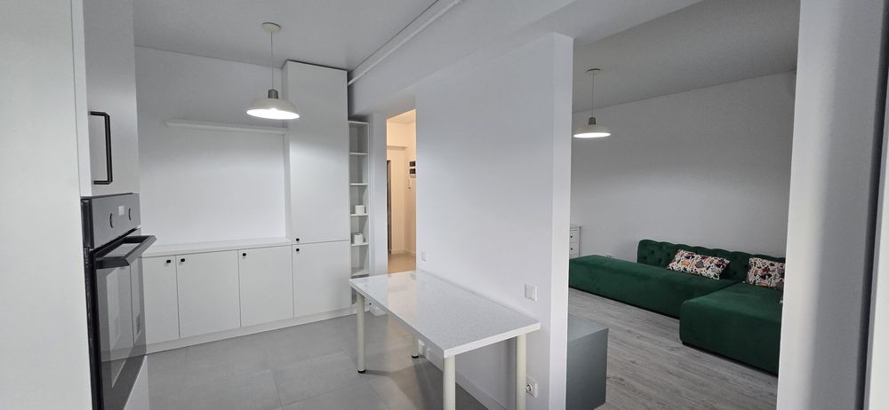 Pers Fizică 3camere+parcare 67mp