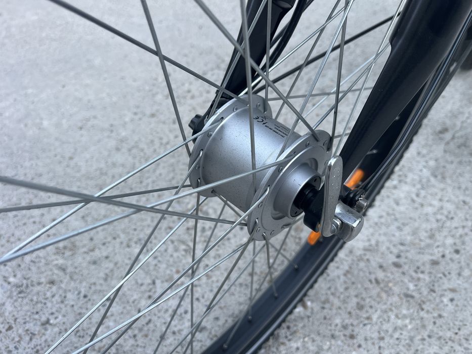 Vand  bicicleta  dama Bwin original 520
