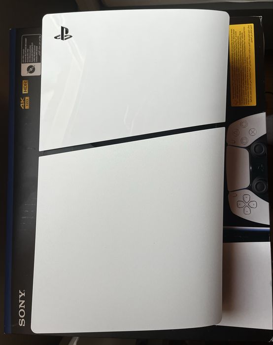 PS5 Digital Edition 1Tb + controller + cutie, ca nou ( pret fix )