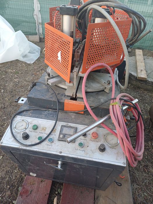 Utilaje tâmplărie PVC. Circular, Plita